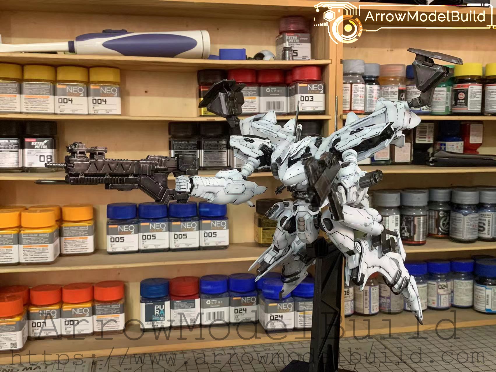 Picture of AeroModelBuild Armored Core White Glint Built & Painted 1/72 Model Kit