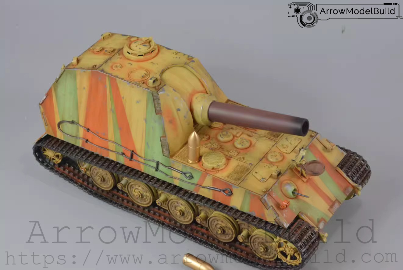 Picture of AeroModelBuild 305mm Bear Self-Propelled Mortar Built & Painted 1/48 Model Kit