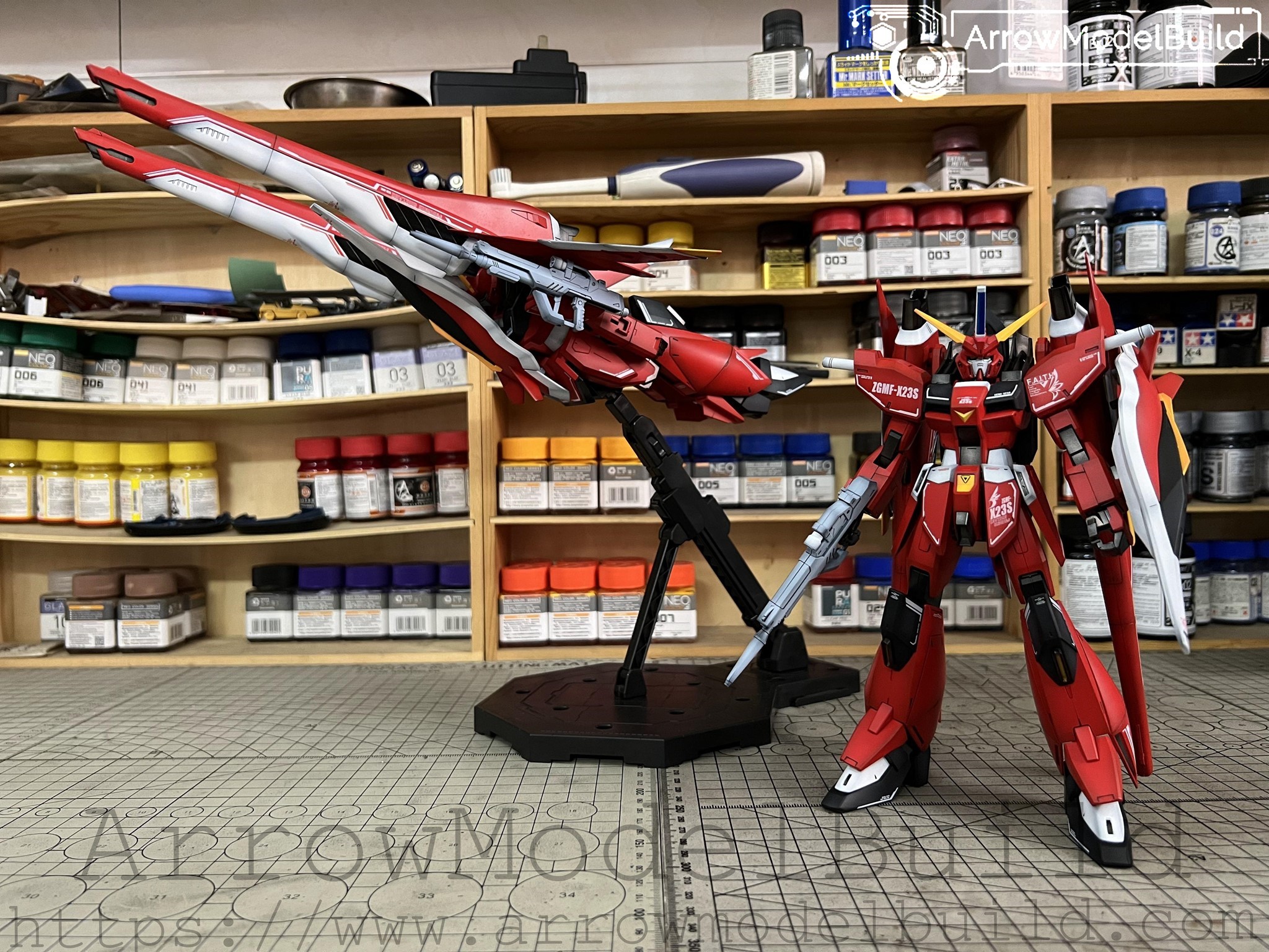 Picture of AeroModelBuild Saviour Gundam Built & Painted Built & Painted 1/100 Model Kit
