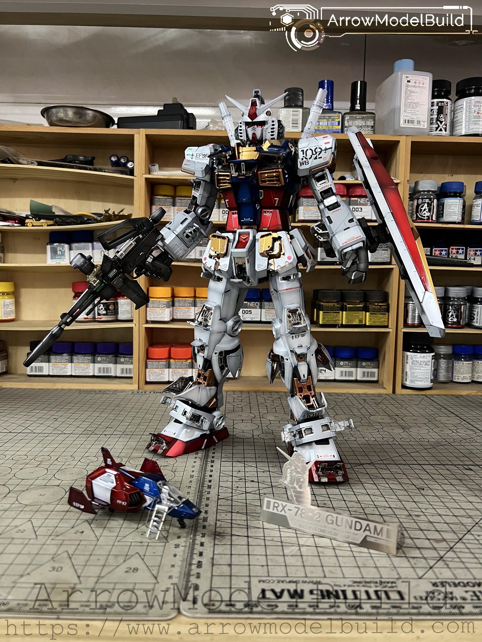 Picture of AeroModelBuild RX-78-2 Gundam (Detailed Armor) Built & Painted PG 1/60 Model Kit