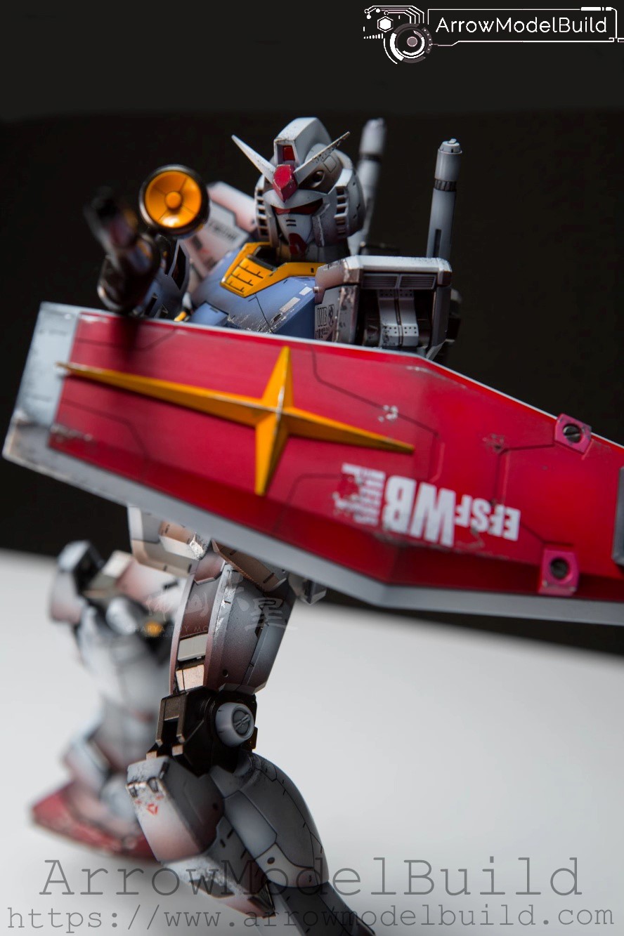 Picture of AeroModelBuild RX-78-2 Gundam (Custom Color) Built & Painted MG 1/100 Model Kit