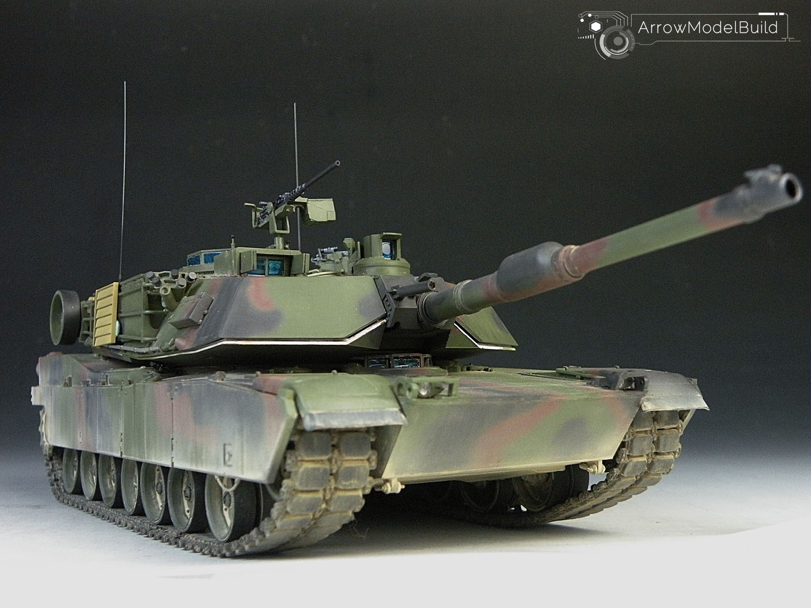 Picture of AeroModelBuild M1A2 Sep Abrams Tank (Full Interior) Built & Painted 1/35 Model Kit