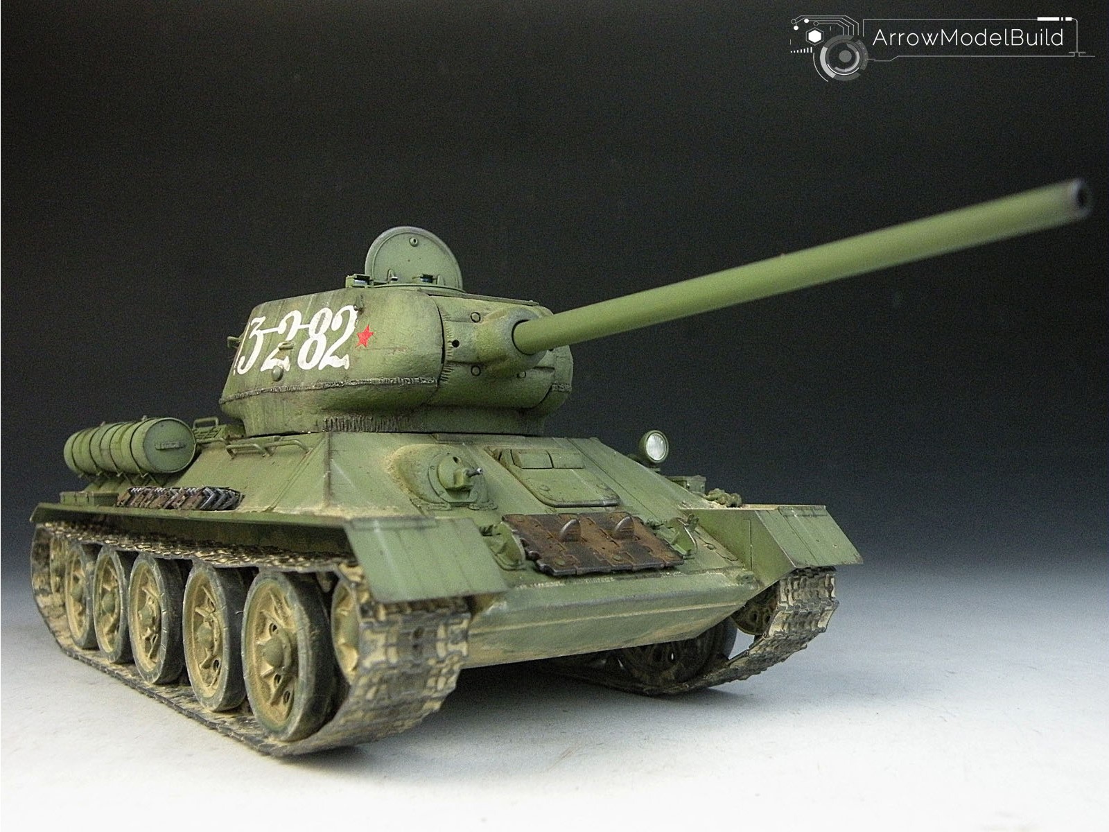 Picture of AeroModelBuild T-34/85 Medium Tank Built & Painted 1/35 Model Kit