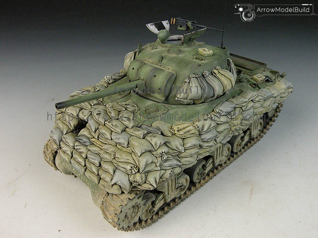 Picture of AeroModelBuild ShermanTank Sandbag Hull Built & Painted 1/35 Model Kit