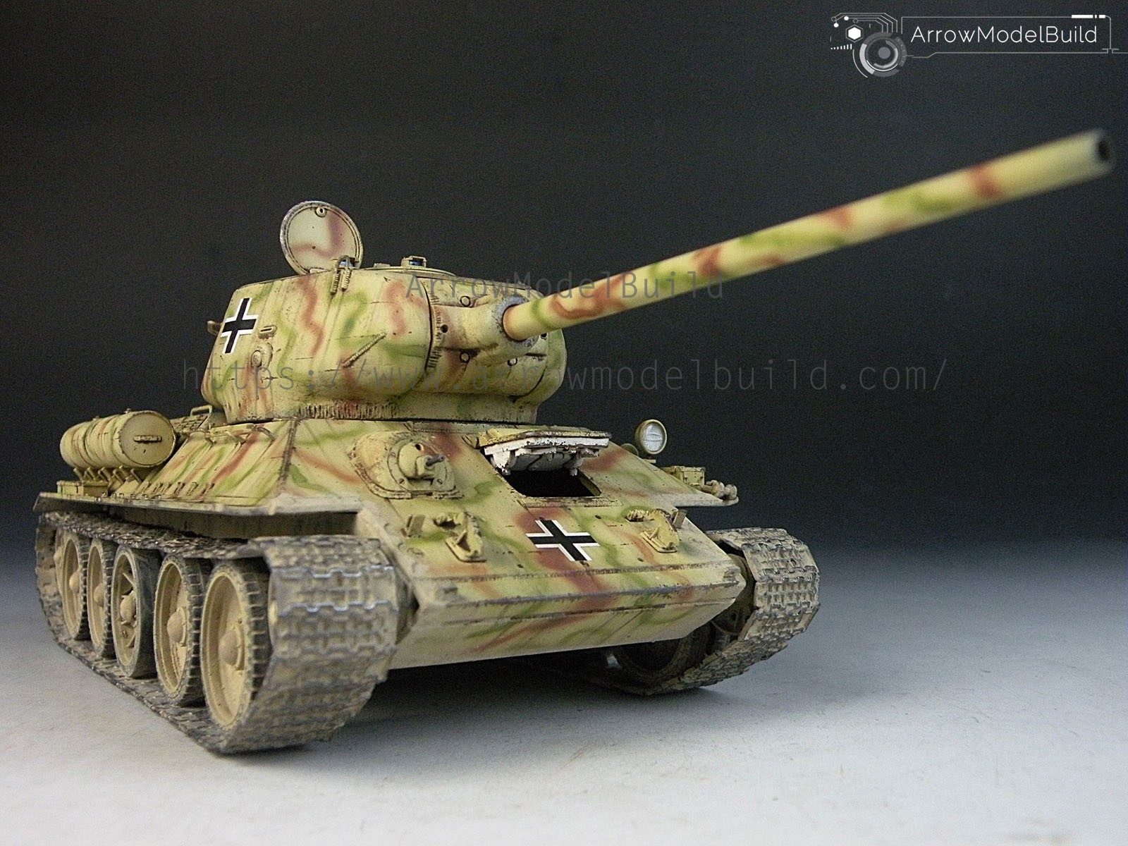 Picture of AeroModelBuild T-35/85 Tank Built & Painted 1/35 Model Kit