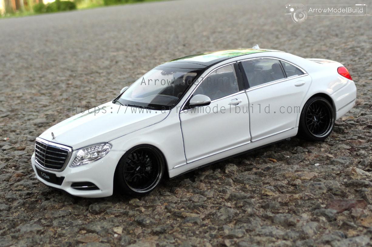 Picture of AeroModelBuild Mercedes-Benz S500 Custom Color(White Elegant Version) Built & Painted 1/24 Model Kit