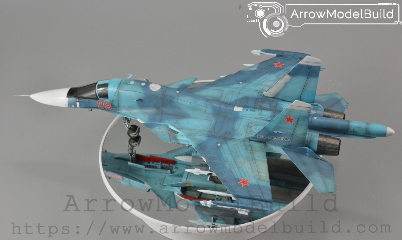 Picture of AeroModelBuild Su-34 Su-34 Platypus Fighter Bomber Built & Painted 1/72 Model Kit