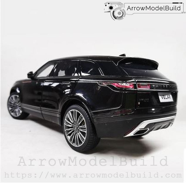 Picture of AeroModelBuild Land Range Rover SUV 2021 (Santorini Black Star-Wheeled) Built & Painted 1/24 Model Kit