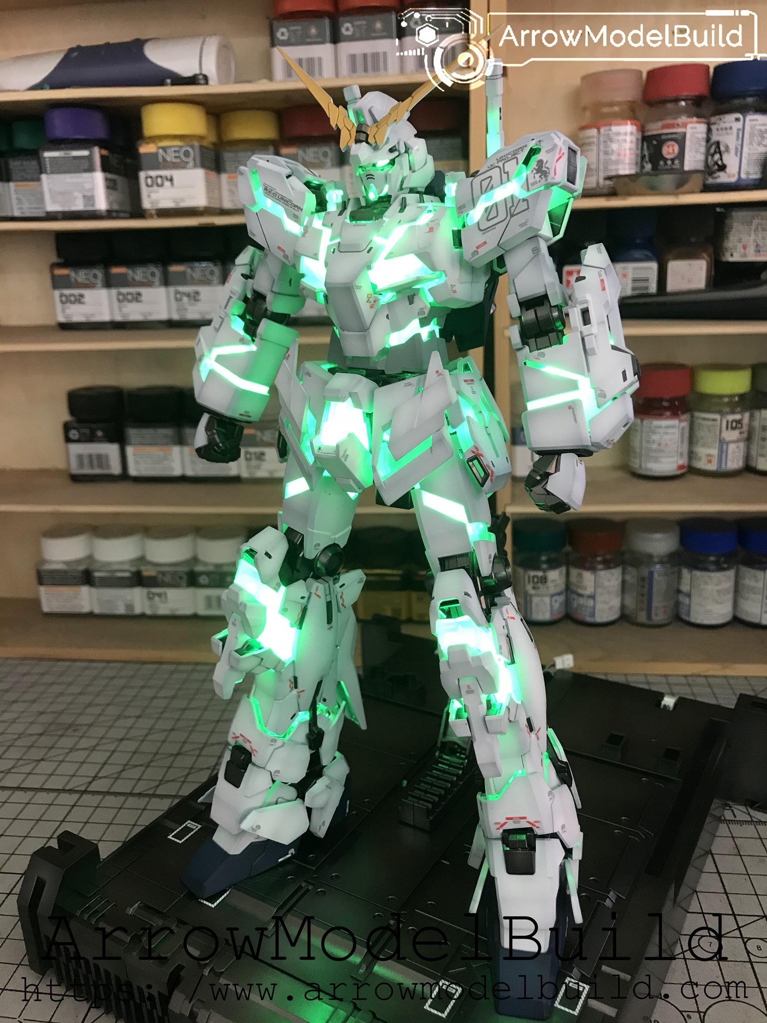 Picture of AeroModelBuild Unicorn Gundam (Green Psycho Frame) Built & Painted MG 1/100 Model Kit