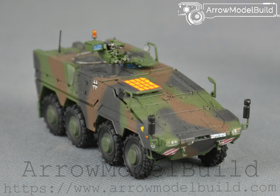 Picture of AeroModelBuild German Boxer Dog Armored Vehicle Infantry Built & Painted 1/72 Model Kit
